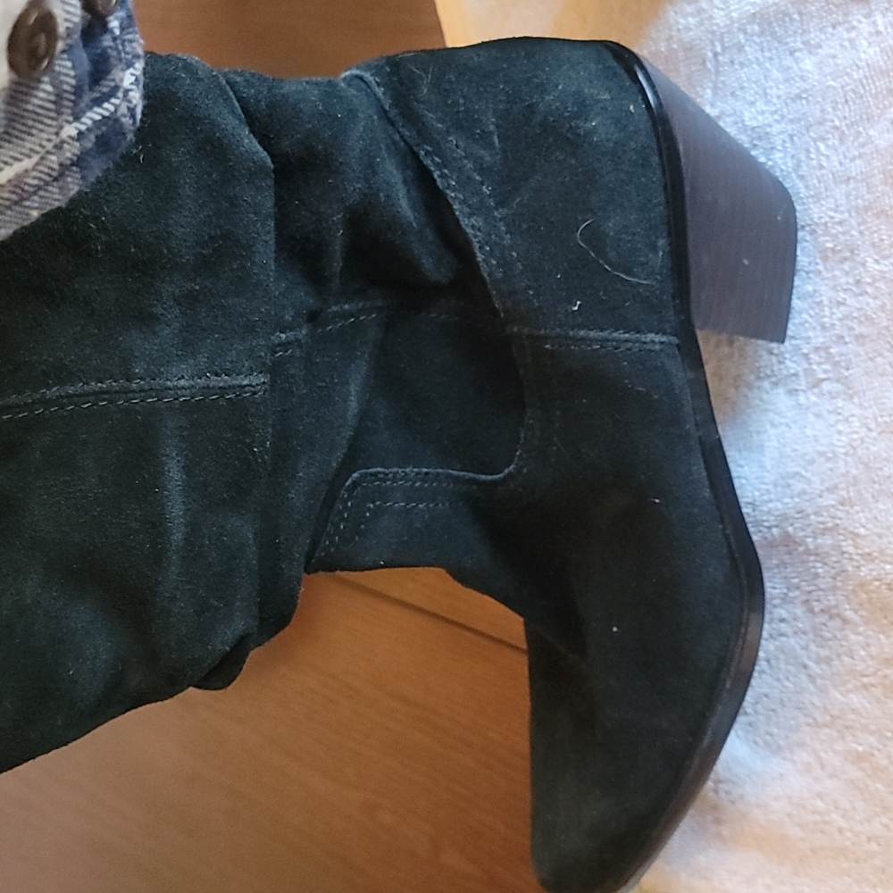 Boots - Picture 2 of 2